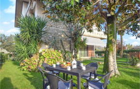 3 Bedroom Awesome Apartment In Capezzano Pianore, Capezzano Pianore